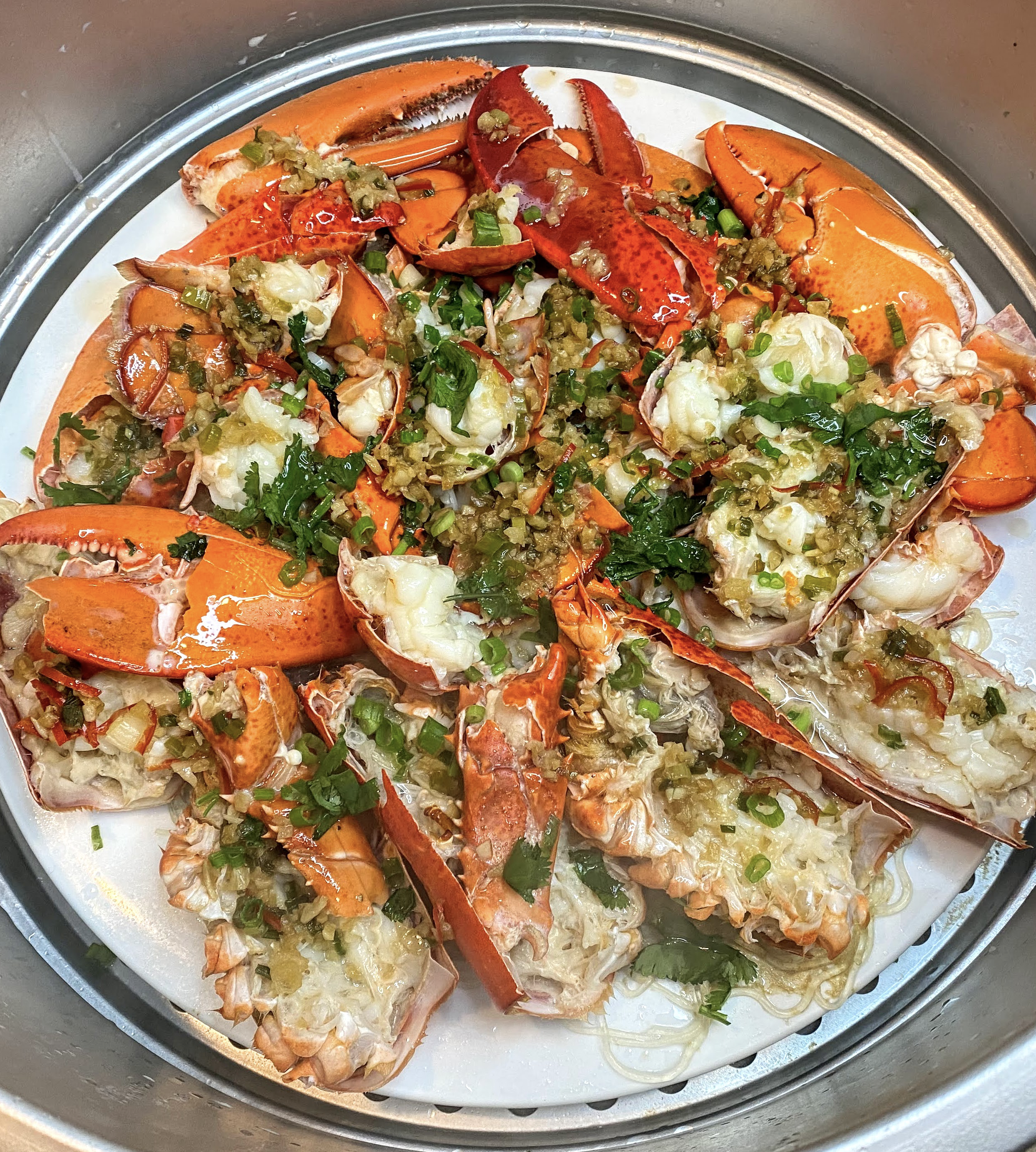 Steamed Lobster with Spicy Ginger Garlic Sauce